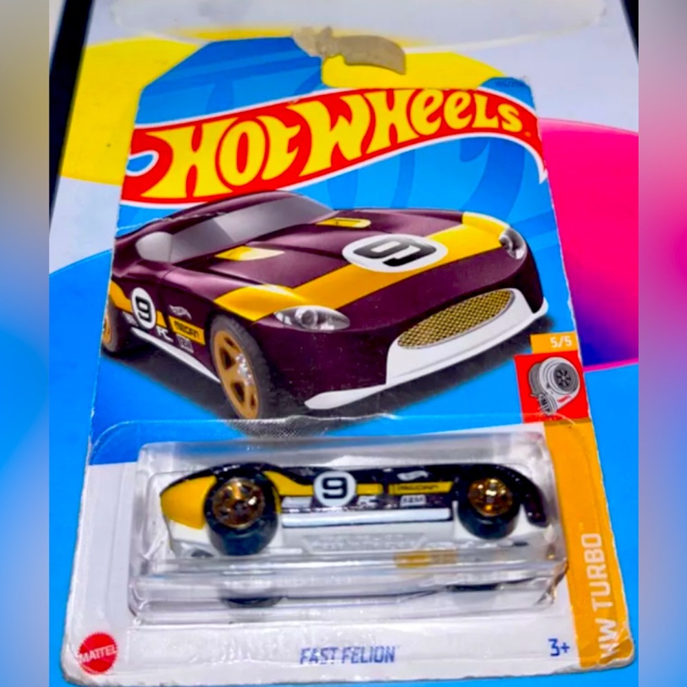 Hot Wheels Fast Felion